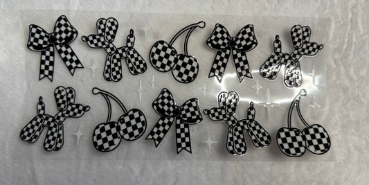 Checkered balloon dog
